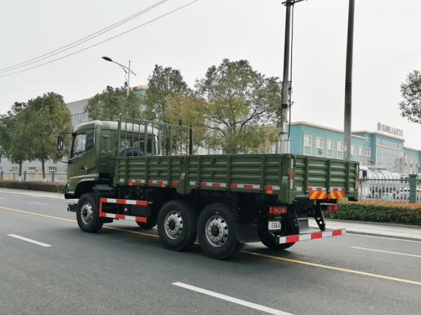 國六-六驅越野載貨汽車