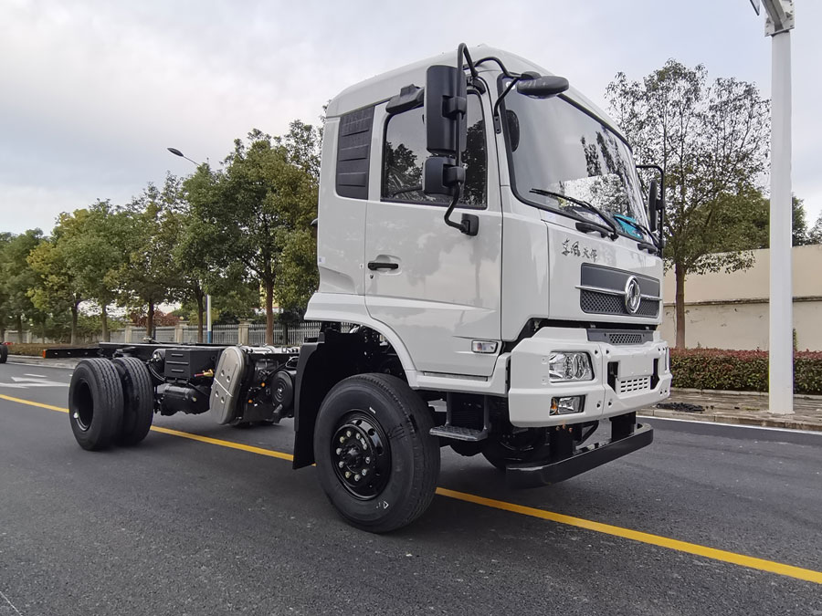 KLF5160GPSDF6型 四驅綠化噴灑車