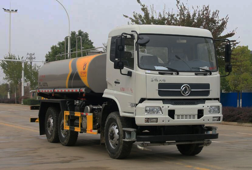 KLF5161GPSDF6型六驅綠化噴灑車